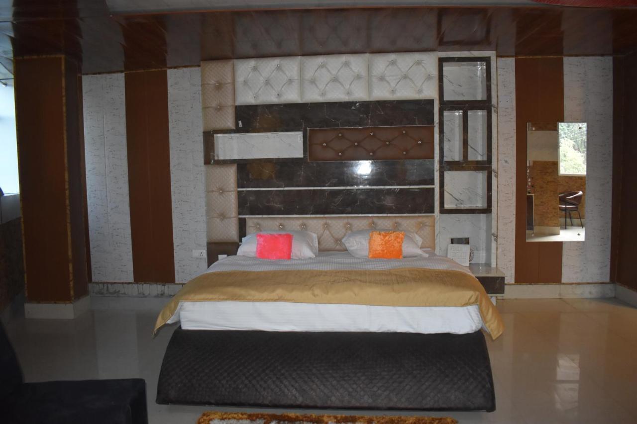 Jai Maa Bhagwati Hotel Pithorāgarh Buitenkant foto