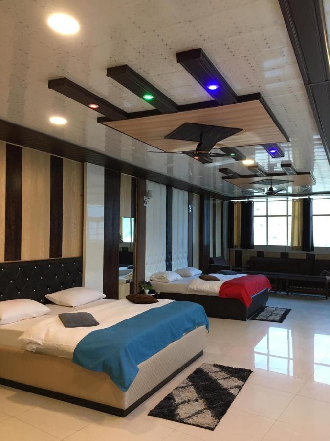 Jai Maa Bhagwati Hotel Pithorāgarh Buitenkant foto